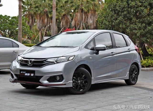 日系“小钢炮”来袭！比宝骏510漂亮十倍，1.5L配CVT，Polo慌了