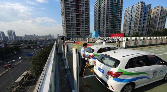 企业自身造血能力待提高 新能源汽车期待“续航”