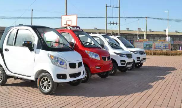 上攻中高端、下探微型电动车，比亚迪誓与燃油车抢份额