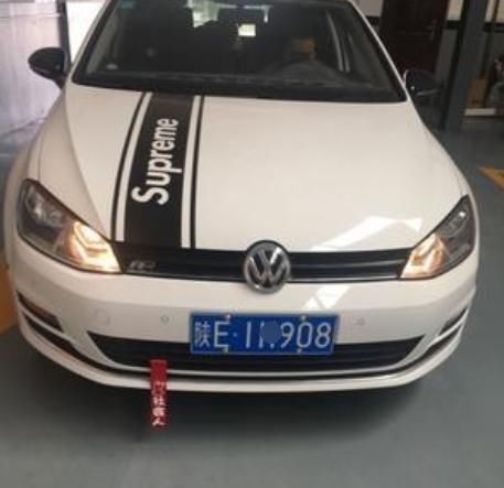 汽车前面保险杠“小舌头”是有什么用途？车主：白开了这么多年车