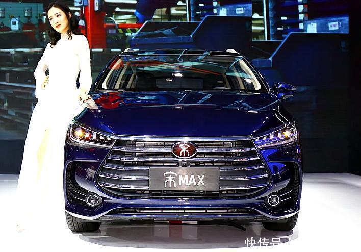 13万一路降到7.49万，一箱油980公里，上市至今无人骂！