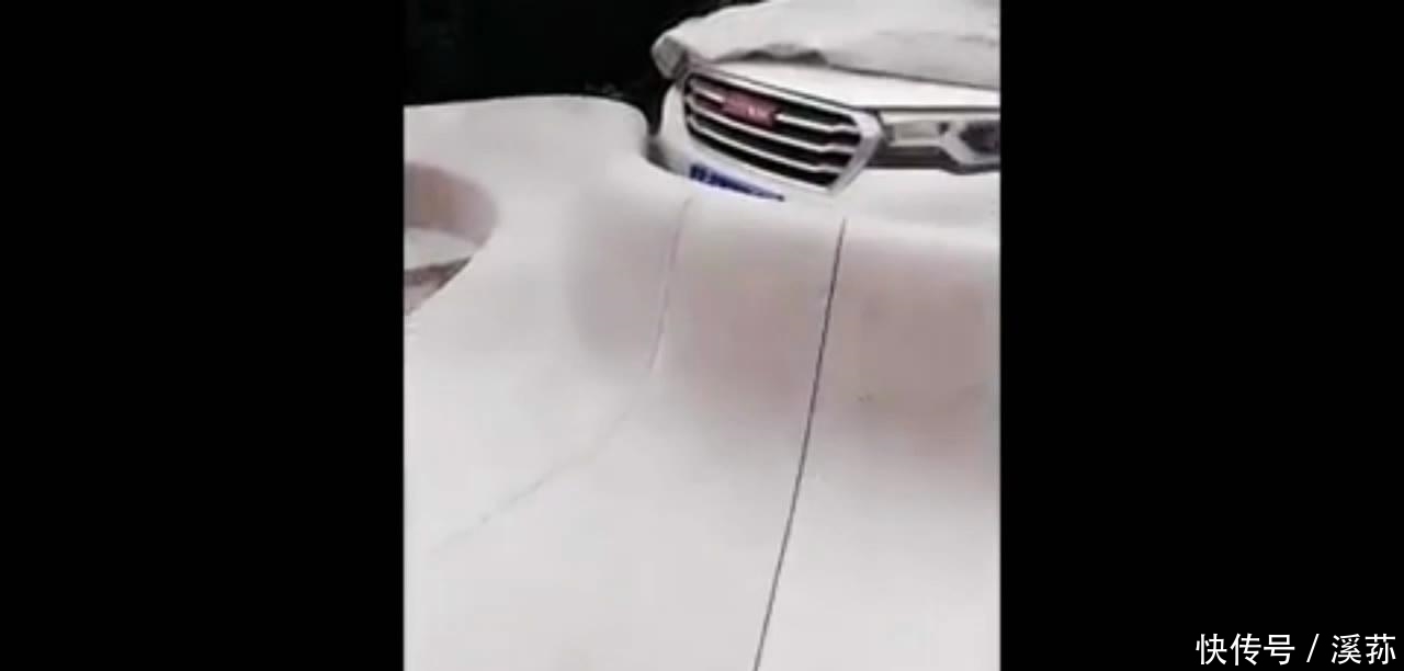 实拍: 浙江道路工人打5次电话让车主挪车, 车主作死不听, 后果自己看着办