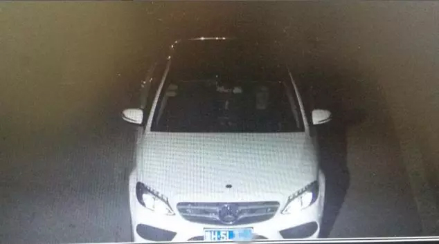 奔驰车背后的真相不复杂，只不过你不知道而已