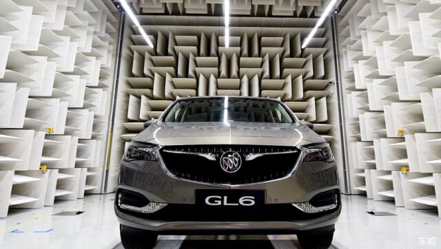详解别克GL6静音技术，用3缸发动机的车一定又抖又吵吗？