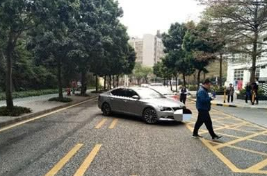 日系车撞上德系车，不是车薄如纸吗？这绝对是完胜！