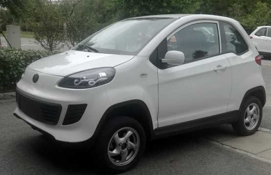 双门四驱纯电动微型车 潍柴英致EX1首发