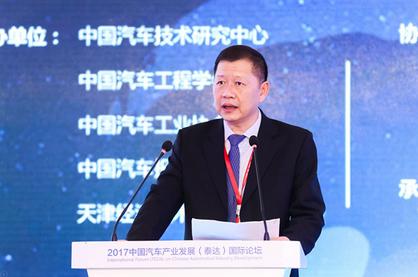 杨青: 以“定制化、电动化、智能化、网联化和共享化”提升物流效率