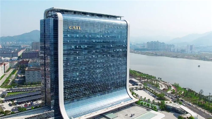 一季度营收99.82亿，宁德时代为何能一枝独秀？
