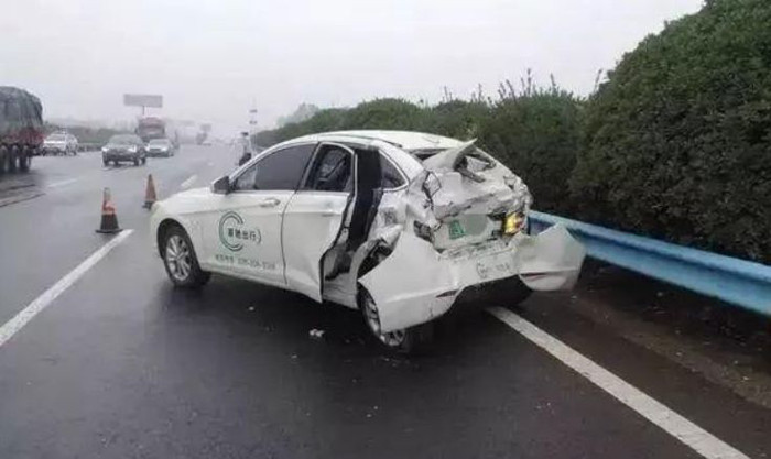 续航里程放卫星，谁之罪？