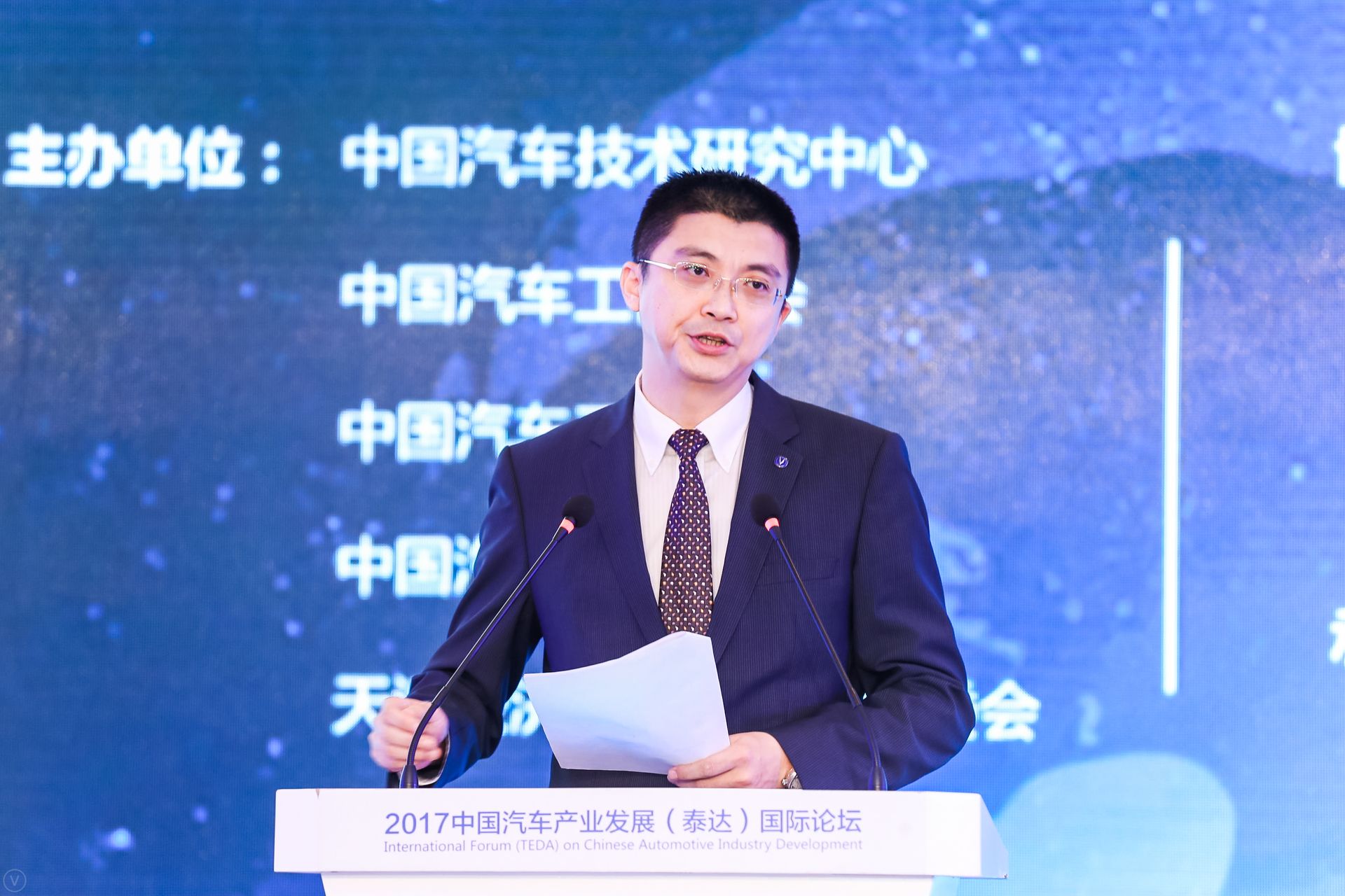 谭本宏：车企转型是唯一出路 而且必须要快