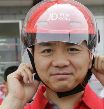 刘强东：春节前京东北京物流车100%替换为电动车