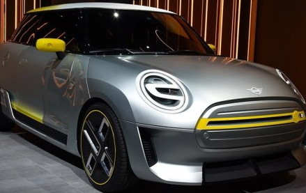 致敬经典 MINI将于2018年3月启用新LOGO