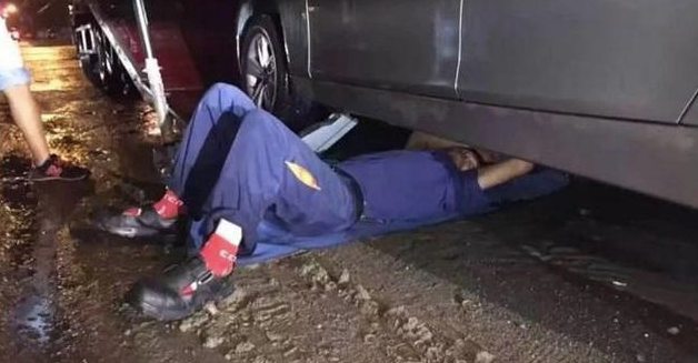 纯电动汽车下雨天不能开，这到底是真假？