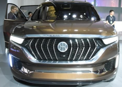 又一国产SUV，外观霸气不输丰田陆巡，堪比揽胜，哈佛H6懵了