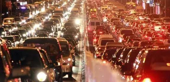 又是懒政？谈拥堵费该不该收？