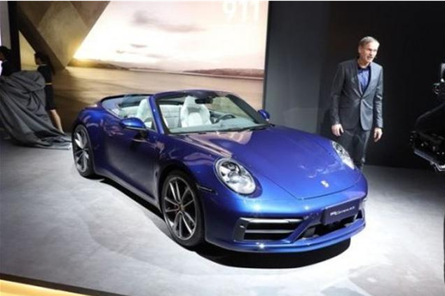 上海车展：加速跑进4秒！保时捷全新一代敞篷版911传承暴力基因