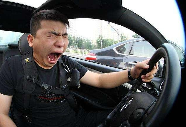 120km/h跑长途，开多久要停车休息一下？老司机：不超过这个数
