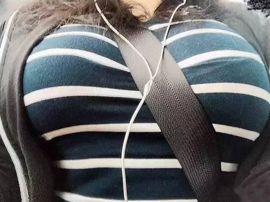 太丰满真的会影响女生开车？看完我信了