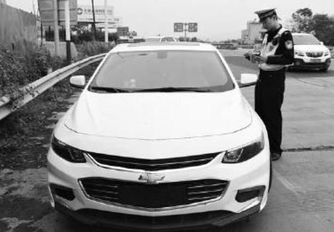 交警拦车原来有“潜规则”，难怪每次拦下的都是我！