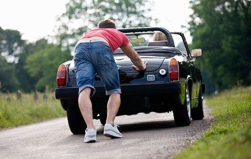 油表报警了，我们还可以开多远？别慌，比你想象中的远多了
