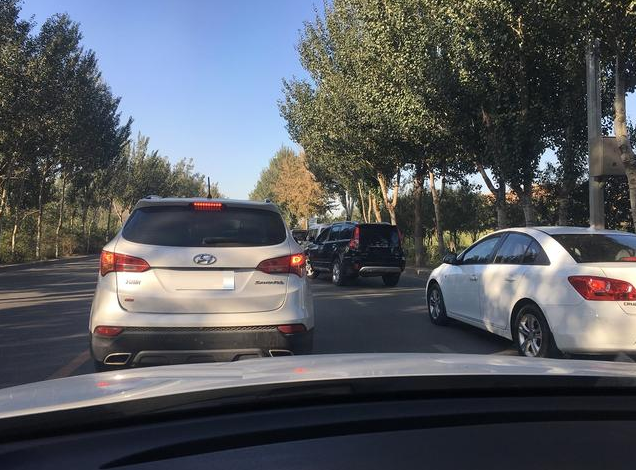 对新手来说，这4个开车习惯，日系车也可能让你开成油老虎