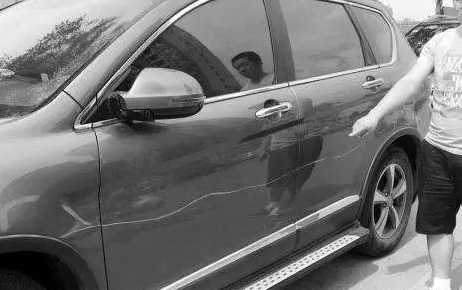 爱车被划、被蹭之后，肇事者逃逸怎么办？