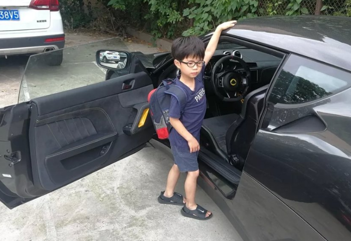 如何假装自己开过路特斯？来看看路特斯的那些奇葩事
