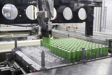 新能源双积分政策掀巨浪 多家锂电公司市值望达百亿