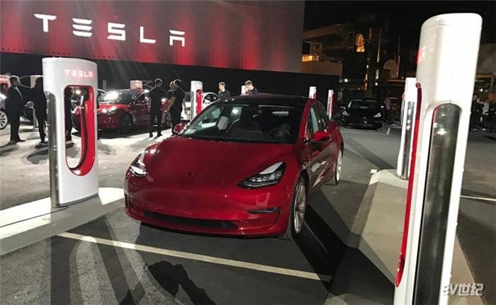 特斯拉Model 3海外推标准续航车型 售3.5万美元