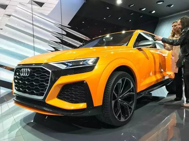 奥迪这台最新轿跑SUV，撩妹越野都秒杀奔驰、宝马、路虎！
