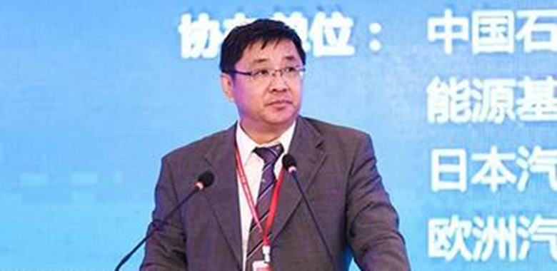 发改委吴卫:正在起草国家智能汽车创新发展战略