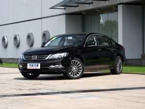 众泰汽车 众泰Z700 2016款 1.8T 手动典雅型