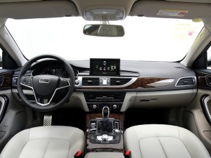 众泰汽车 众泰Z700 2016款 1.8T 手动典雅型 众泰汽车 众泰Z700 2016款 1.8T 手动典雅型