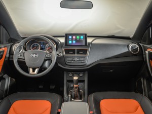 一汽奔腾 奔腾X40 2017款 手动基本型