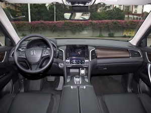 广汽本田 冠道 2017款 370TURBO 两驱豪华版