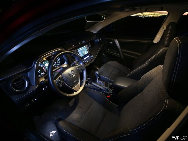 丰田(进口) 丰田RAV4(进口) 2017款 Adventure