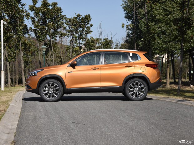 奇瑞汽车 瑞虎7 2017款 2.0L CVT耀领版