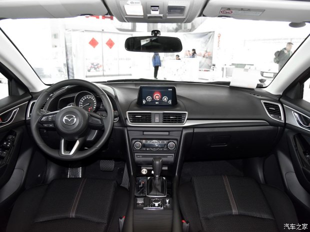 长安马自达 马自达3 Axela昂克赛拉 2017款 两厢 2.0L 自动豪华型