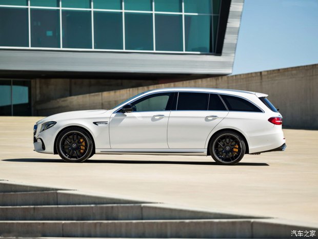 梅赛德斯-AMG 奔驰E级AMG 2018款 E63 S AMG Estate