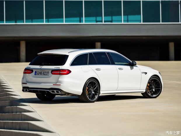 梅赛德斯-AMG 奔驰E级AMG 2018款 E63 S AMG Estate