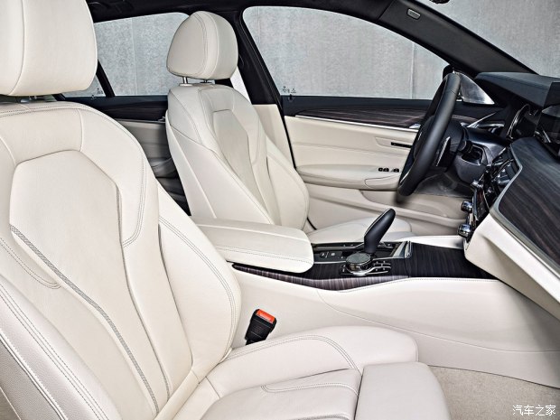 宝马(进口) 宝马5系(进口) 2018款 530d xDrive 旅行版