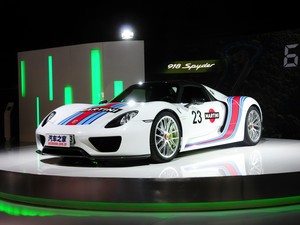 保时捷 918 Spyder 2014款 Weissach package 4.6L