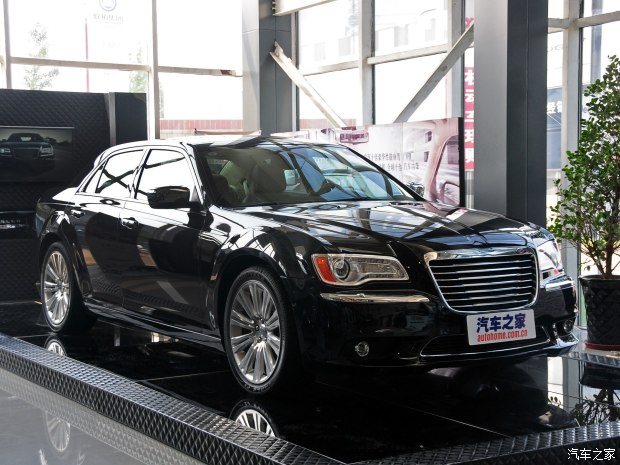 克莱斯勒(进口) 克莱斯勒300C(进口) 2013款 3.6L 尊适版