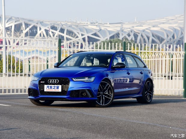 奥迪RS 奥迪RS 6 2016款 RS 6 4.0T Avant 奥迪RS 奥迪RS 6 2016款 RS 6 4.0T Avant