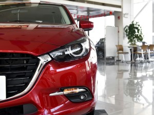 长安马自达 马自达3 Axela昂克赛拉 2017款 两厢 2.0L 自动豪华型