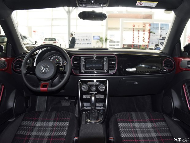 大众(进口) 甲壳虫 2017款 180TSI 红粉佳人版 大众(进口) 甲壳虫 2017款 180TSI 红粉佳人版