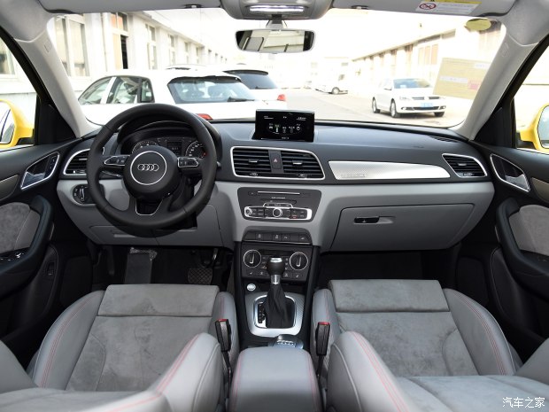 一汽-大众奥迪 奥迪Q3 2016款 35 TFSI quattro 全时四驱风尚型