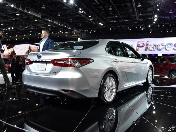 丰田(进口) 凯美瑞(海外) 2017款 Hybrid