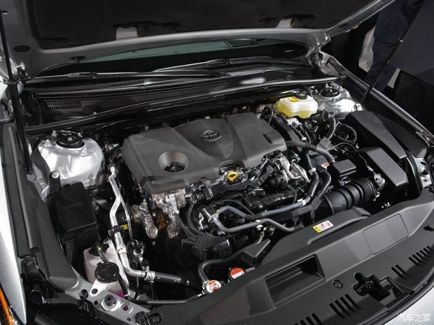丰田(进口) 凯美瑞(海外) 2017款 Hybrid