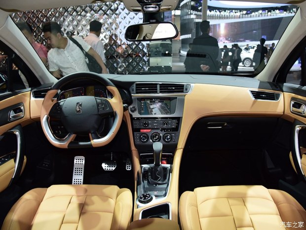 长安标致雪铁龙 DS 6 2017款 1.8T 智尊版THP200